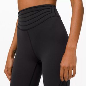 NWT Lululemon Super High-Rise Tight 28" 12